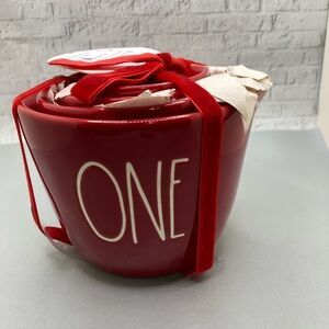 New Rae Dunn Ceramic Measuring Cups - Valentines Day